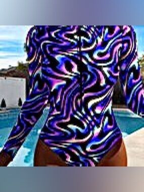 🆕Vibrant Swirl Long Sleeve Swimsuit. Size L. NWT.